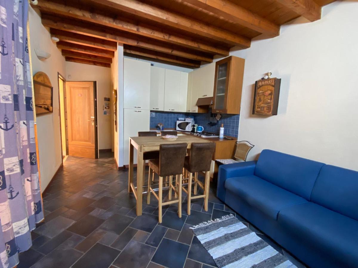 La Chicca Del Garda Apartman Peschiera del Garda Kültér fotó