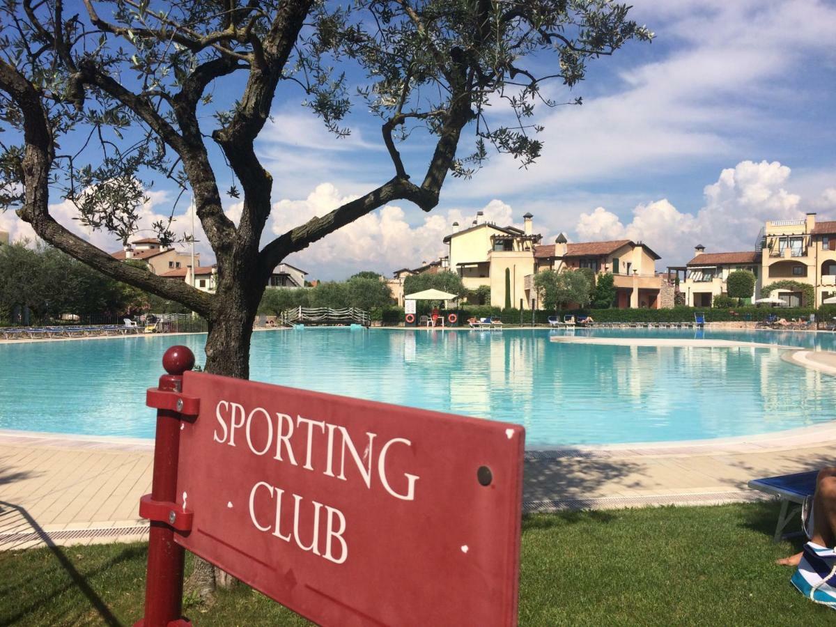 La Chicca Del Garda Apartman Peschiera del Garda Kültér fotó