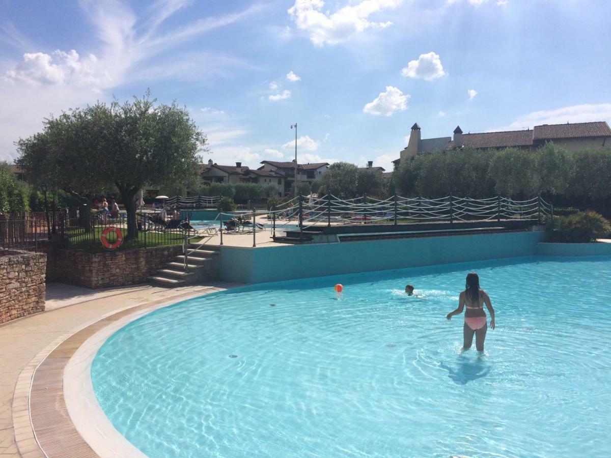 La Chicca Del Garda Apartman Peschiera del Garda Kültér fotó