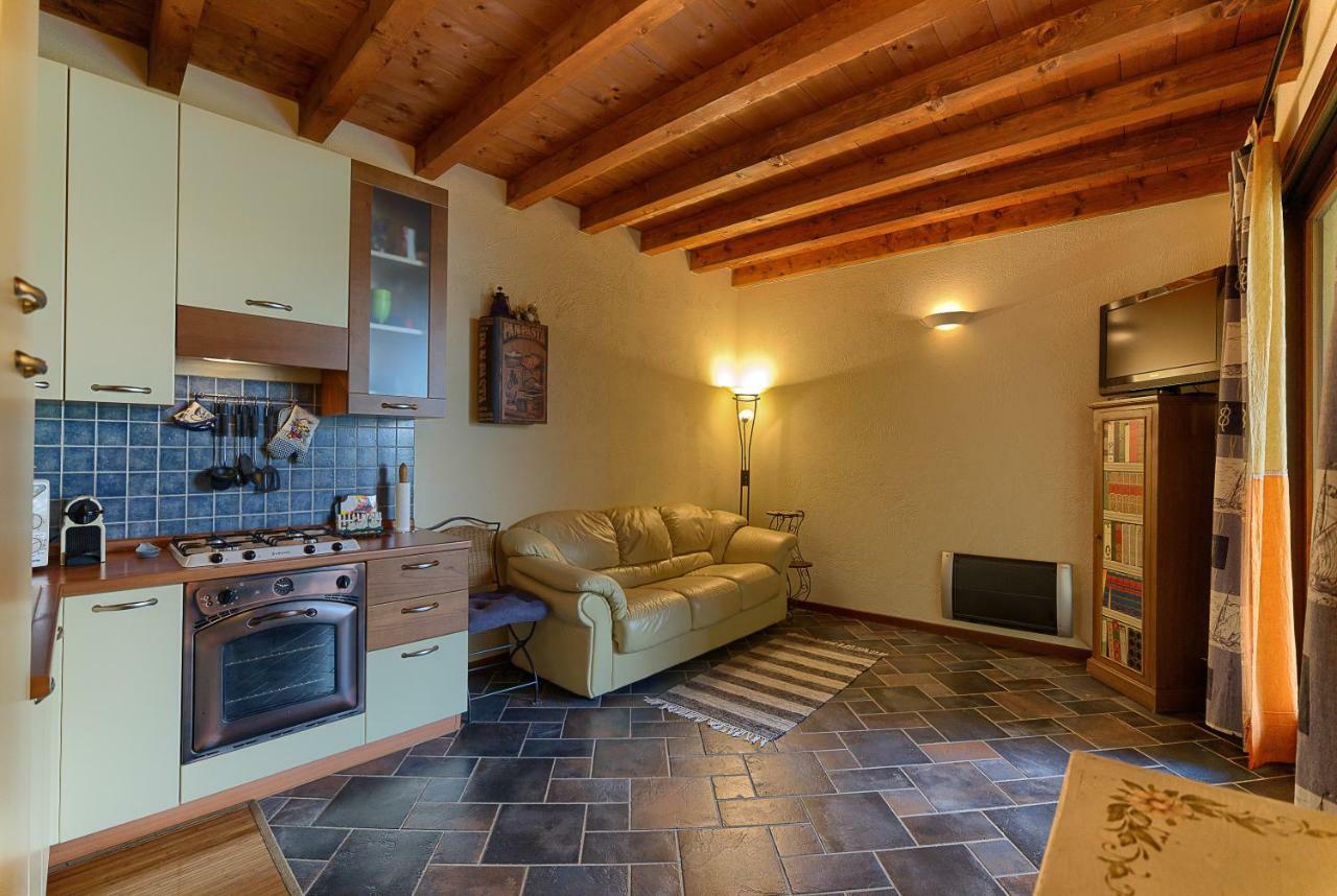 La Chicca Del Garda Apartman Peschiera del Garda Kültér fotó