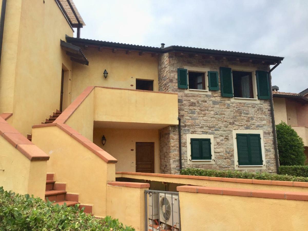 La Chicca Del Garda Apartman Peschiera del Garda Kültér fotó