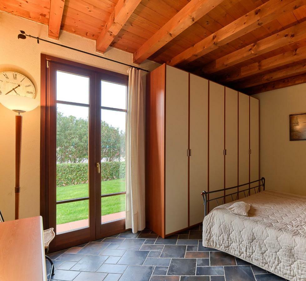 La Chicca Del Garda Apartman Peschiera del Garda Kültér fotó